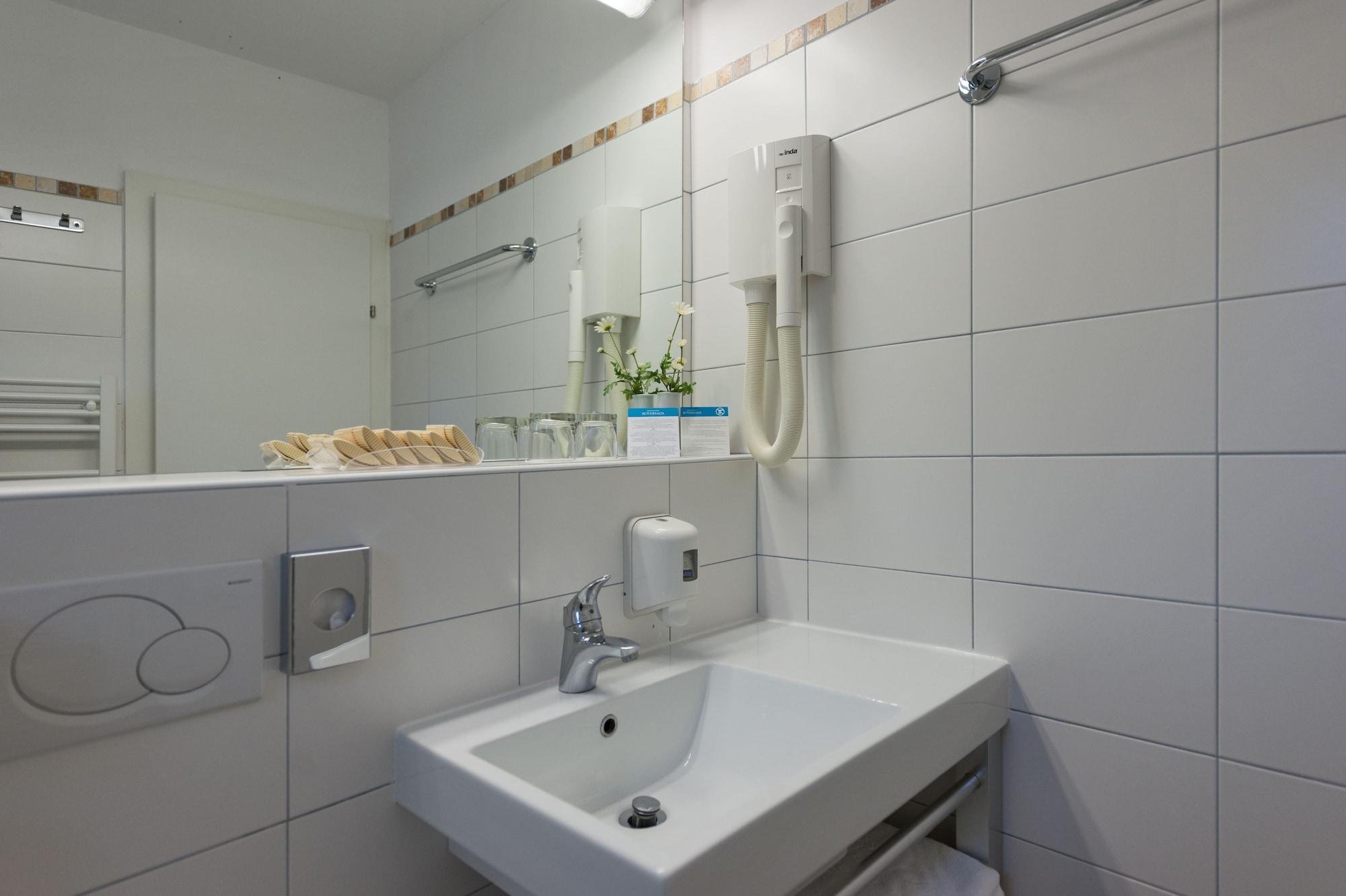 Maistra Select Koversada Naturist Apartments Vrsar Extérieur photo